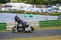 Vintage-motorcycle-club;eventdigitalimages;mallory-park;mallory-park-trackday-photographs;no-limits-trackdays;peter-wileman-photography;trackday-digital-images;trackday-photos;vmcc-festival-1000-bikes-photographs